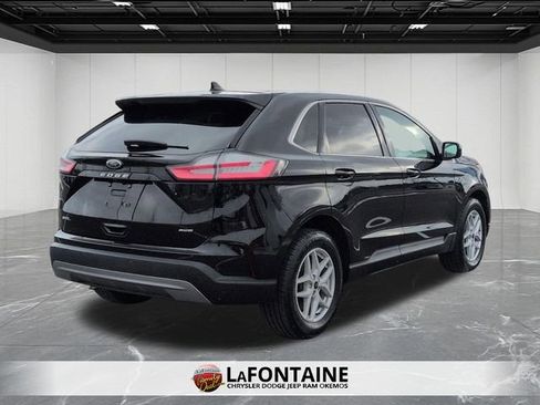 Used 2024 Ford Edge SEL image 5