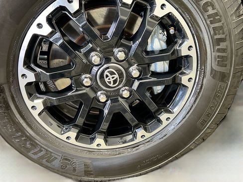 Used 2025 Toyota Tundra SR5 image 14