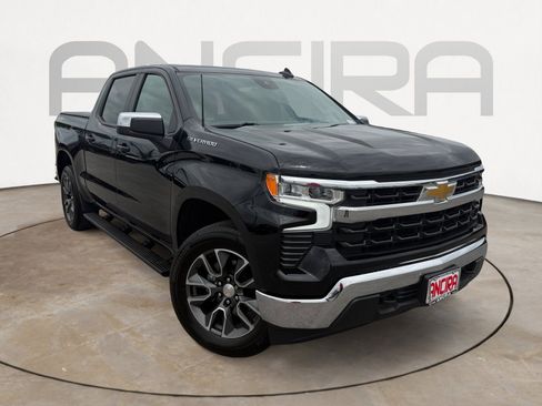 Used 2024 Chevrolet Silverado 1500 LT AWD/4WD image 4
