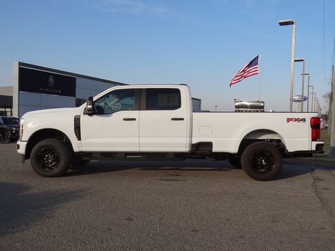 Certified 2024 Ford F250 XL w/ STX Appearance Package image 7