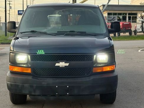 Used 2013 Chevrolet Express 1500 w/ Power Package image 8