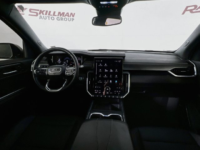 Used 2024 GMC Acadia Elevation w/ Luxury Package FWD image 25