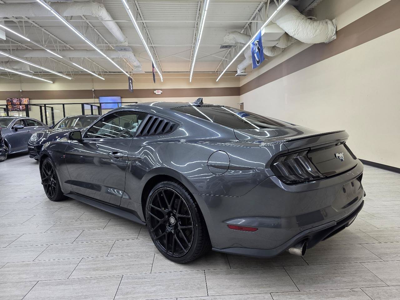 Used 2020 Ford Mustang Coupe w/ Equipment Group 101A RWD image 8