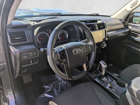 Used 2022 Toyota 4Runner TRD Off-Road image 11