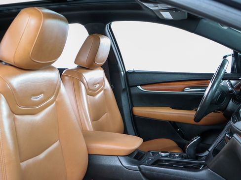 Used 2023 Cadillac XT5 Premium Luxury image 28