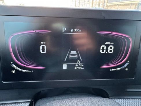 Used 2024 Kia Sportage LX image 8