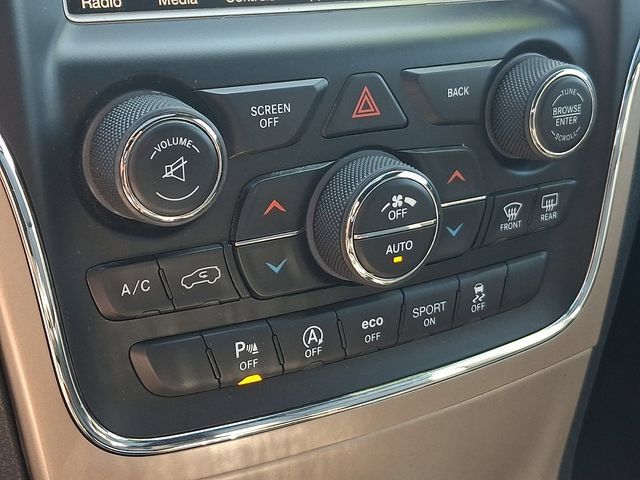 Used 2017 Jeep Grand Cherokee Limited AWD/4WD image 17