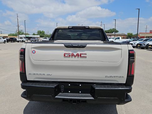 New 2026 GMC Sierra EV Elevation AWD/4WD image 4