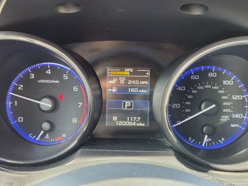 Used 2016 Subaru Outback 2.5i Limited AWD/4WD image 11