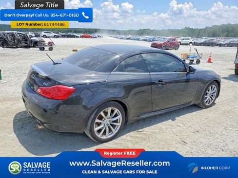 Used 2015 INFINITI Q60 Convertible w/ Premium Package RWD image 4