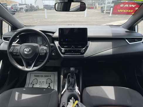 Used 2025 Toyota Corolla SE FWD image 12