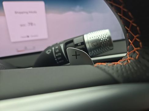 Used 2026 Genesis GV70 3.5T Sport Prestige image 38