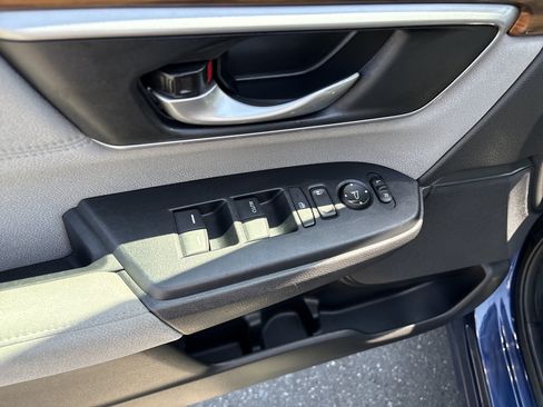 Used 2018 Honda CR-V EX image 15