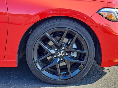 Used 2025 Honda Civic Sport image 10