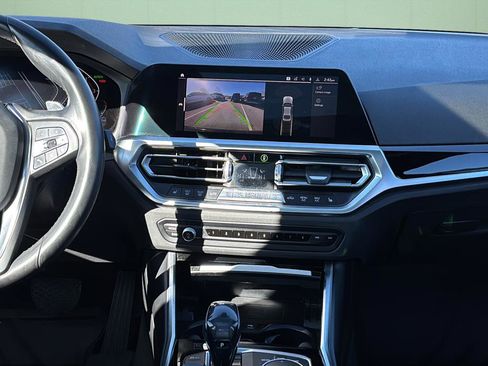 Used 2019 BMW 330i Sedan w/ Convenience Package image 23