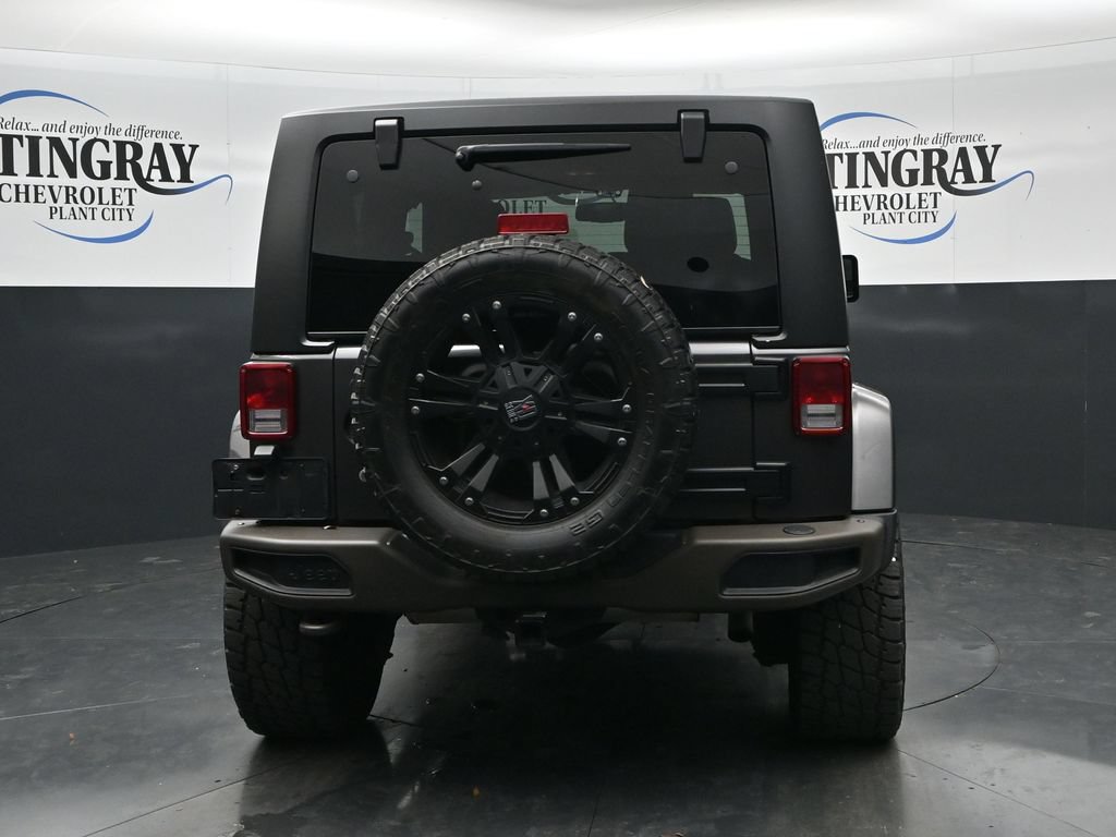 Used 2016 Jeep Wrangler Sahara AWD/4WD image 6