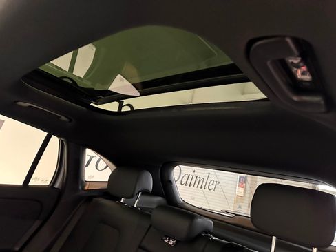 Used 2025 Mercedes-Benz GLA 250 Exclusive 4MATIC image 29