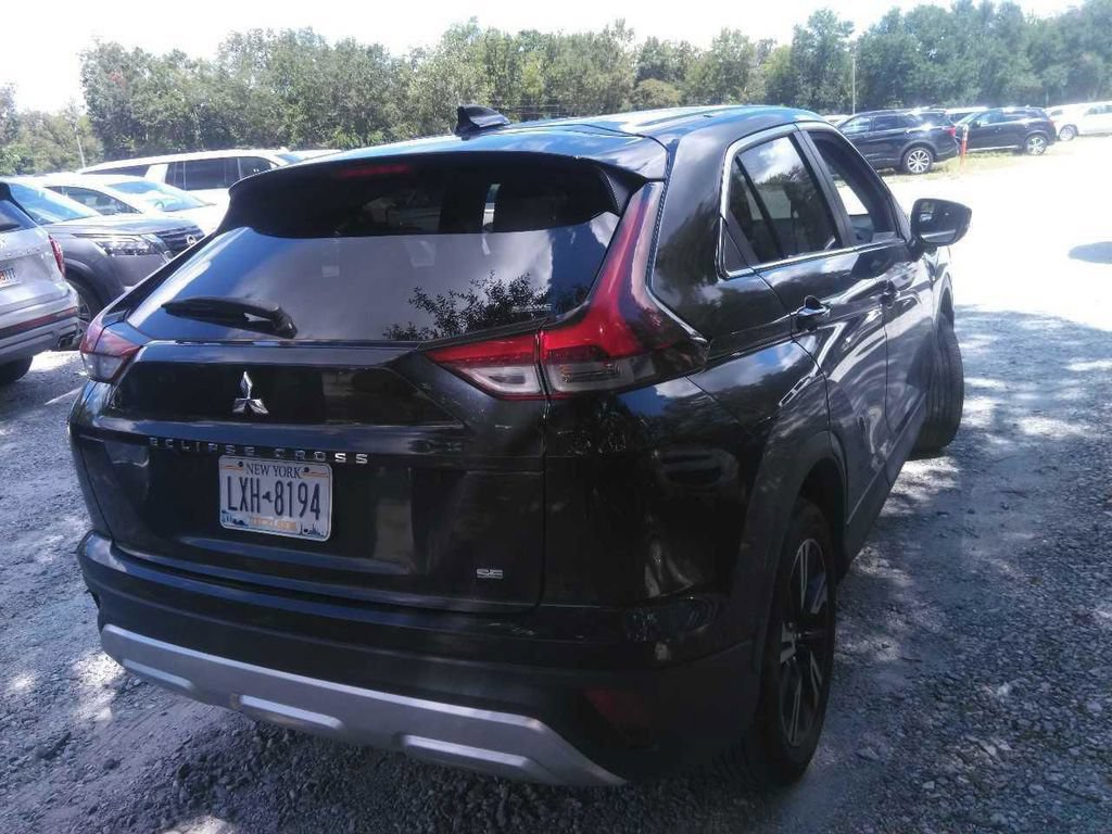 Used 2024 Mitsubishi Eclipse Cross SE AWD/4WD image 3