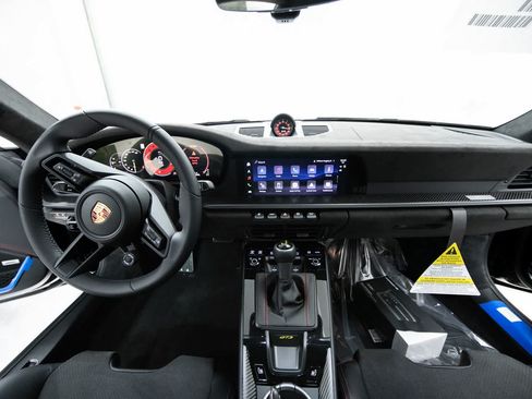 Used 2026 Porsche 911 GT3 RWD image 13