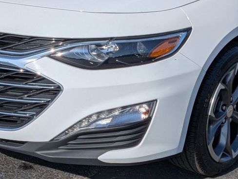 Used 2024 Chevrolet Malibu LT image 9