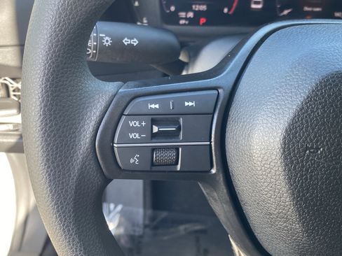 Used 2023 Honda Accord EX image 26