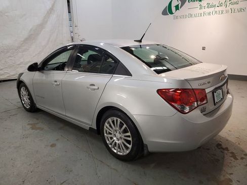 Used 2013 Chevrolet Cruze Eco w/ Enhanced Safety Package image 5