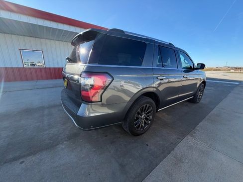 Used 2020 Ford Expedition Limited w/ Equipment Group 301A image 8