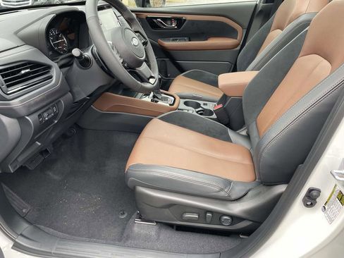 Certified 2025 Subaru Forester Touring w/ Protection Package image 21