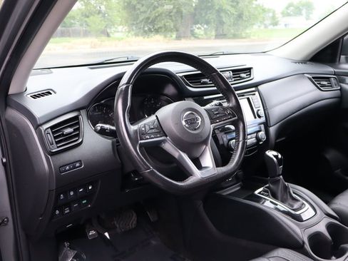 Used 2018 Nissan Rogue SL AWD/4WD image 15