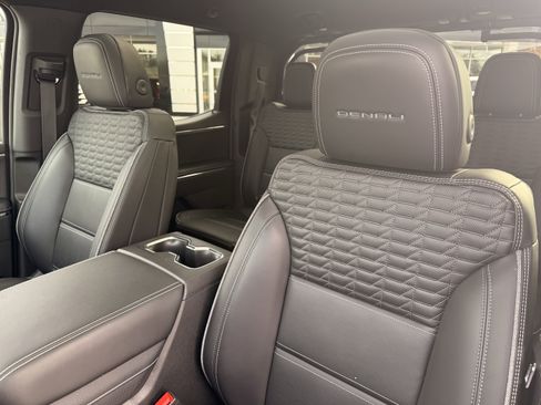 New 2025 GMC Sierra EV Denali image 12