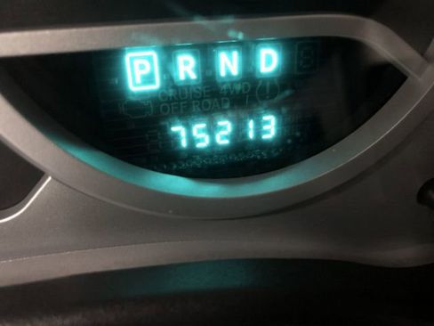 Used 2010 Jeep Wrangler Unlimited Sahara image 17