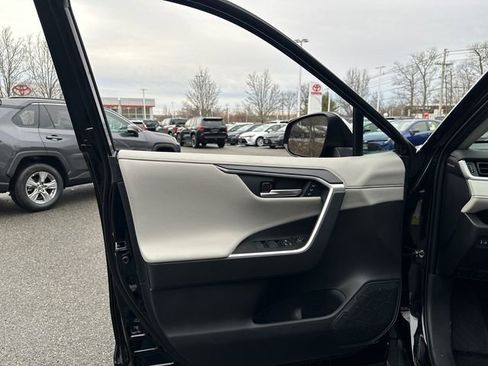 New 2025 Toyota RAV4 Limited image 24