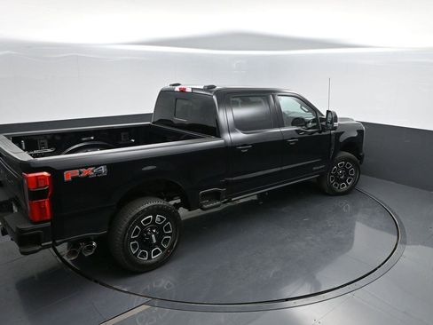 New 2026 Ford F250 Platinum image 44