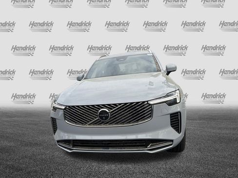 Used 2026 Volvo XC90 B6 Plus w/ Protection Package Premier AWD/4WD image 3