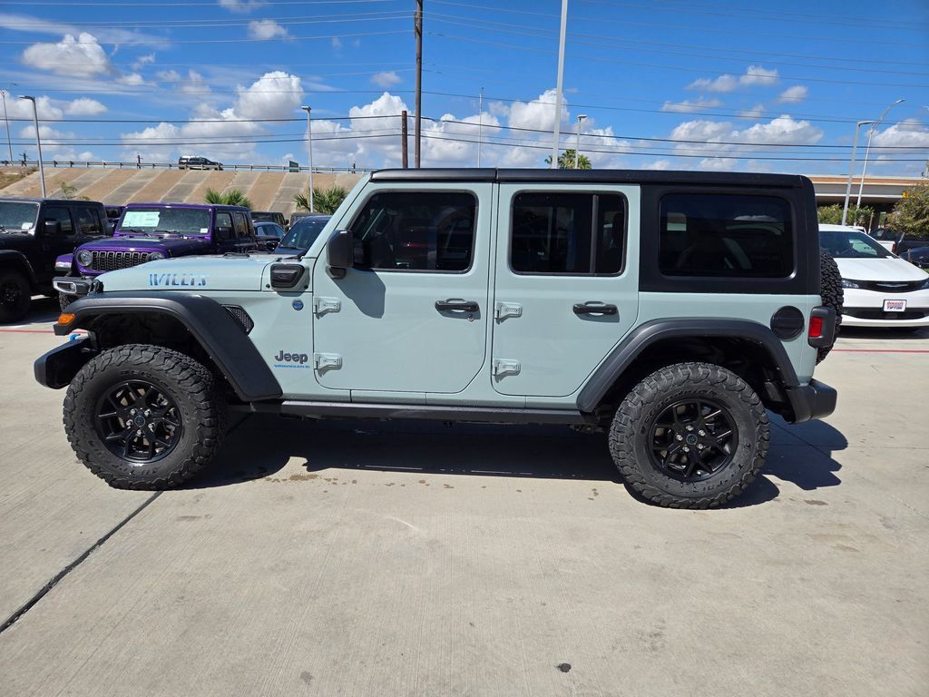 Used 2024 Jeep Wrangler Unlimited AWD/4WD image 6