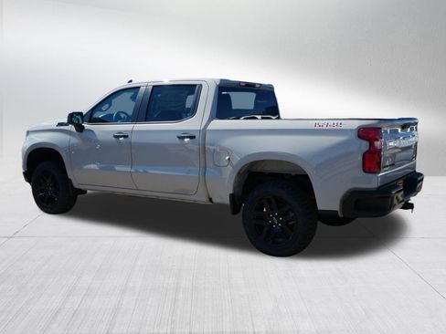 New 2026 Chevrolet Silverado 1500 Custom Trail Boss w/ LPO, Dark Essentials Package AWD/4WD image 2