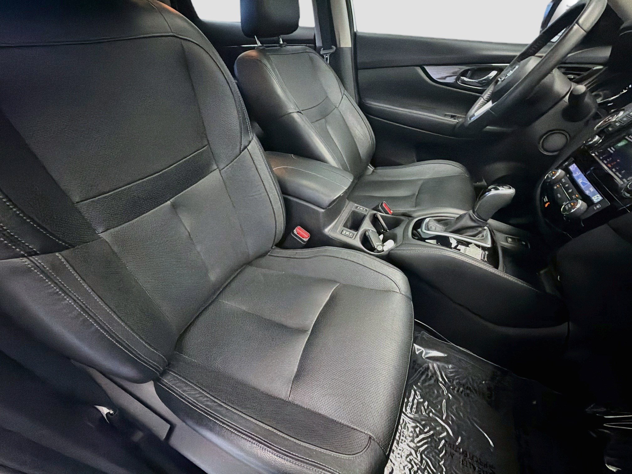 Used 2018 Nissan Rogue SL w/ Premium Package FWD image 14