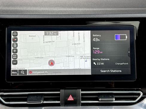 Used 2022 Kia Niro EX Premium w/ Cold Weather Package image 20