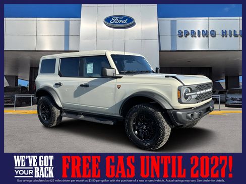 New 2026 Ford Bronco Badlands AWD/4WD image 1