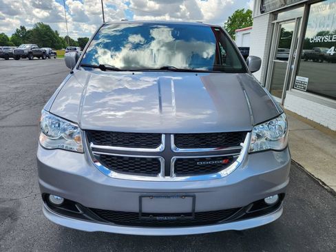 Used 2018 Dodge Grand Caravan SXT FWD image 9