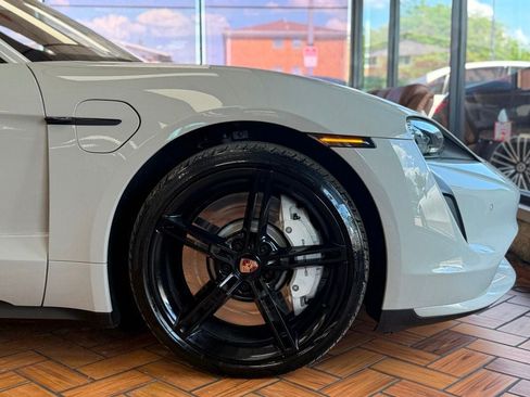 Used 2021 Porsche Taycan Turbo w/ Premium Package AWD/4WD image 10