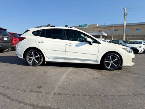 Used 2019 Subaru Impreza 2.0i Premium AWD/4WD image 2