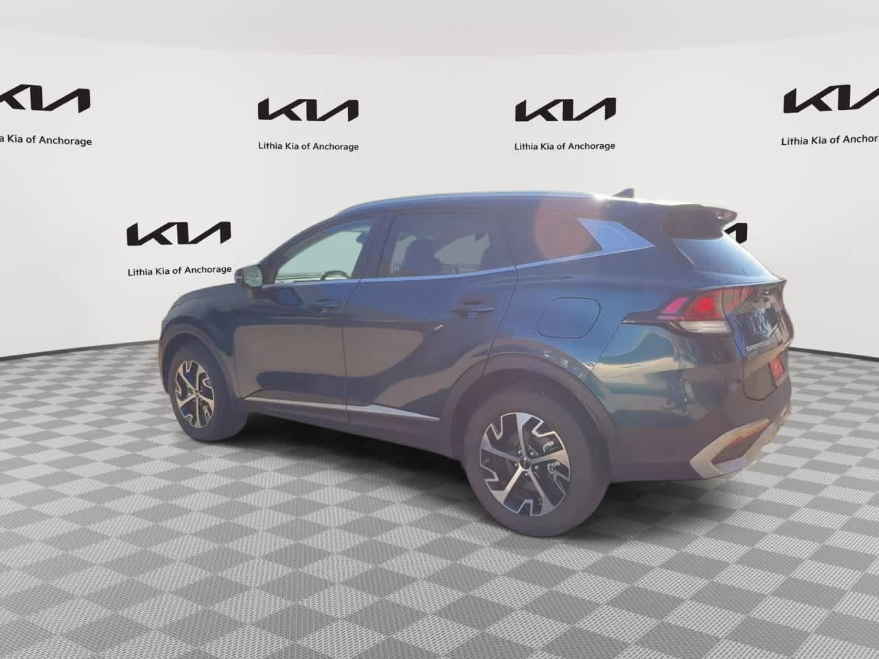 Certified 2025 Kia Sportage EX AWD/4WD image 8