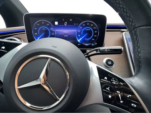 Used 2023 Mercedes-Benz EQE 350+ Sedan image 40