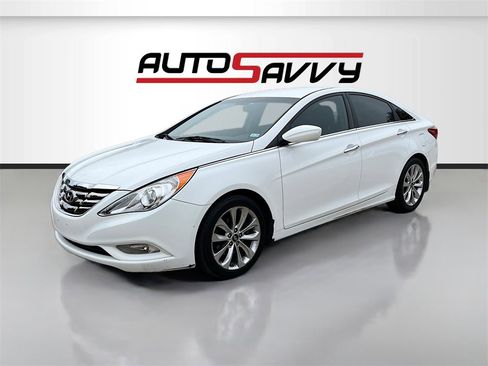 Used 2013 Hyundai Sonata SE image 2