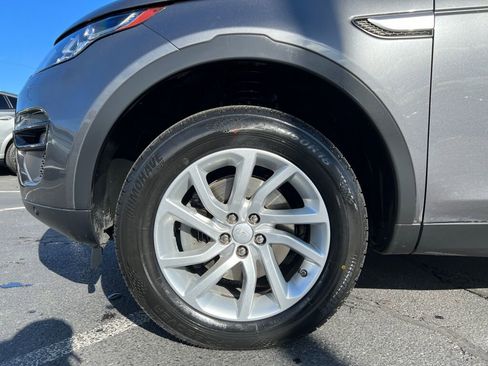 Used 2016 Land Rover Discovery Sport HSE image 3