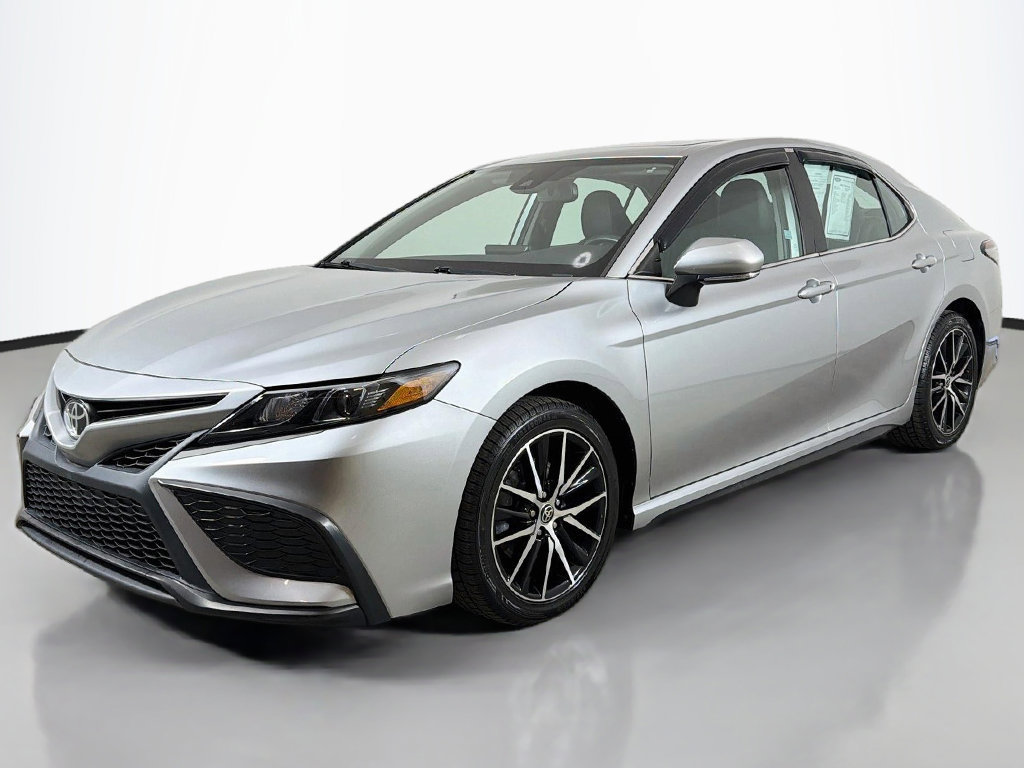 Used 2022 Toyota Camry SE w/ Audio Upgrade Package FWD image 8
