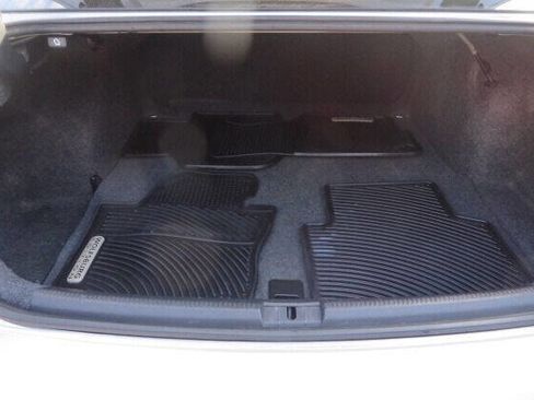 Used 2014 Volkswagen Passat 1.8T Wolfsburg Edition image 15