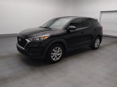 Used 2021 Hyundai Tucson SE FWD image 2