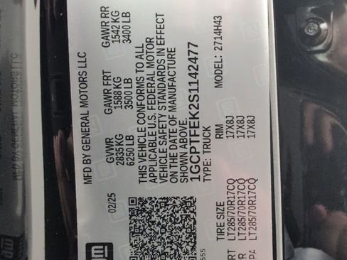 Used 2025 Chevrolet Colorado ZR2 w/ Technology Package image 47